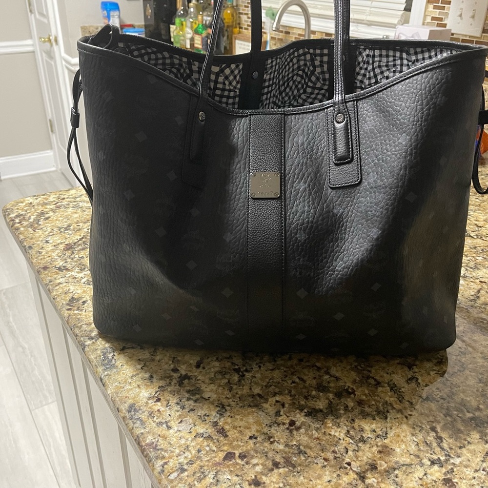 Mcm black reversible large tote